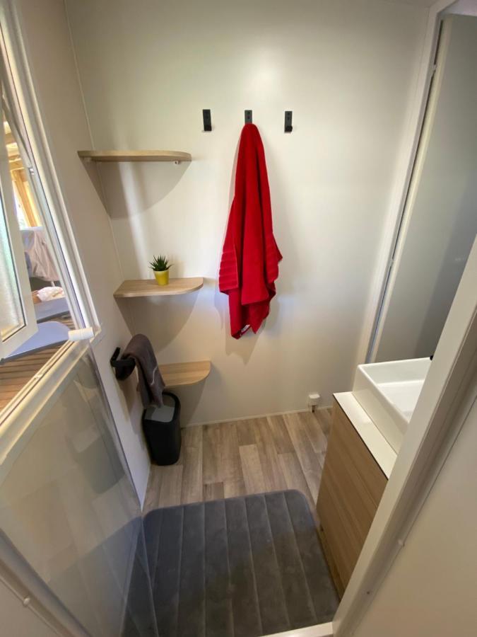Mobil Home De Charme Fréjus Exteriör bild